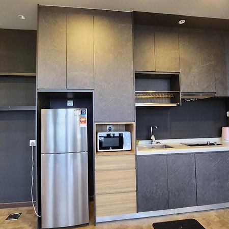 Expressionz Professional Suites By Aurora Summer Suites كوالالمبور المظهر الخارجي الصورة