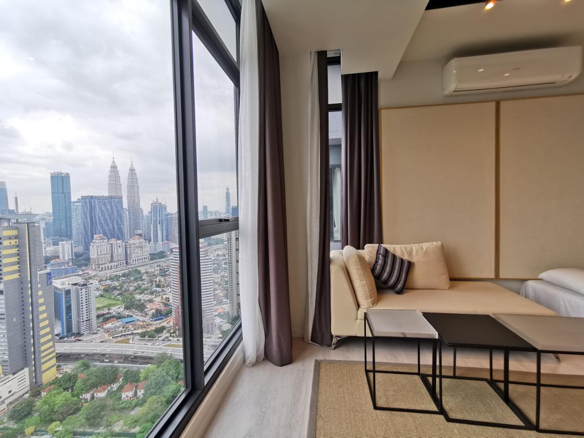 Expressionz Professional Suites By Aurora Summer Suites كوالالمبور المظهر الخارجي الصورة