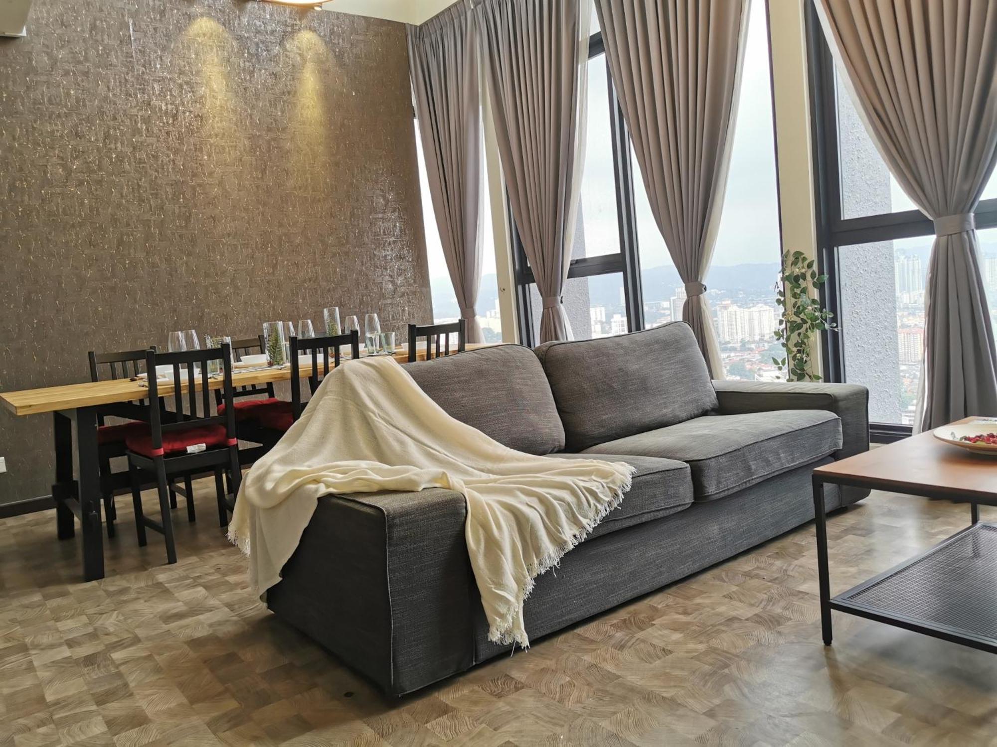 Expressionz Professional Suites By Aurora Summer Suites كوالالمبور الغرفة الصورة